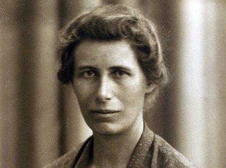 Inge Lehmann: “A Small Solid Core in the Innermost Part of the Earth”
